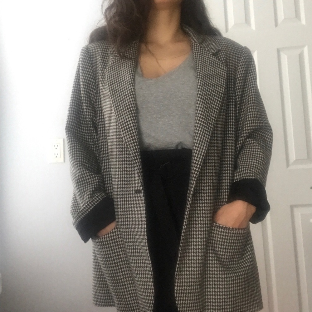 Vintage B&W Houndstooth Blazer Oversized